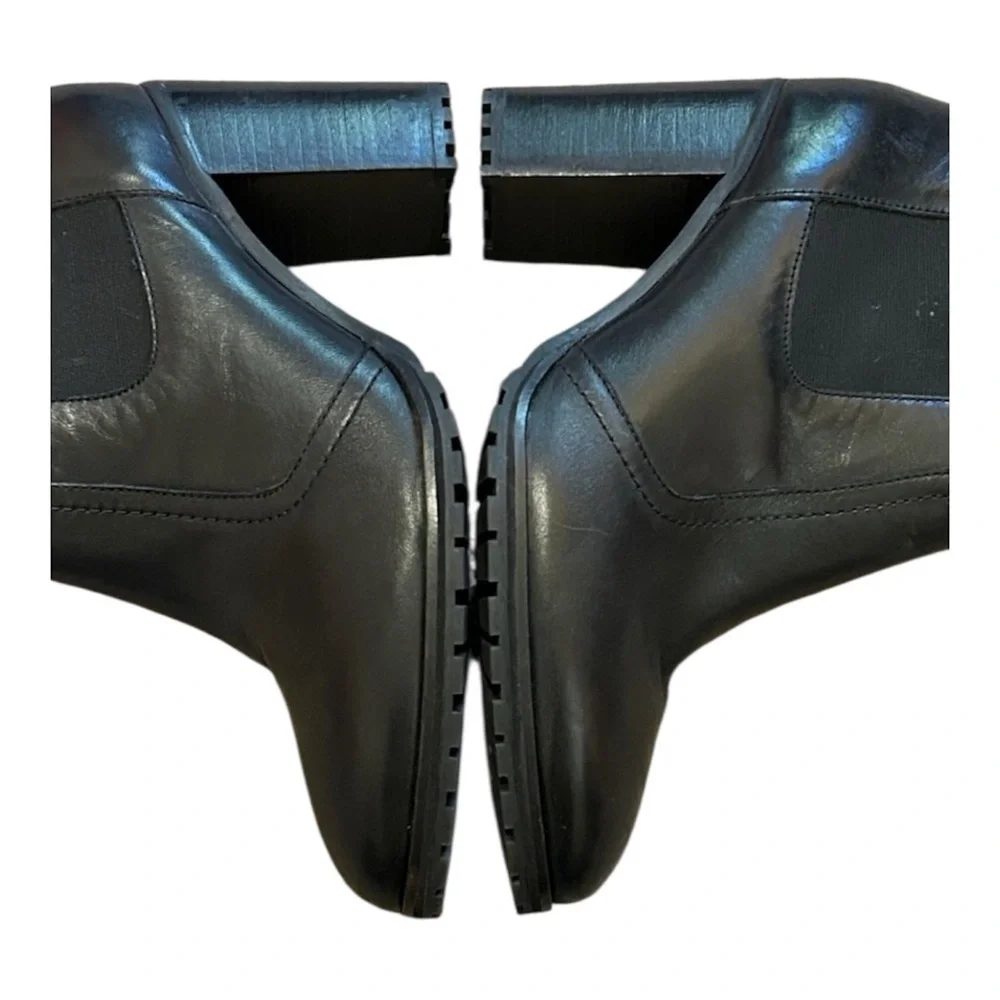 Seychelles Hustle Platform Chelsie Black Pull On Heeled Boots Womens size 9